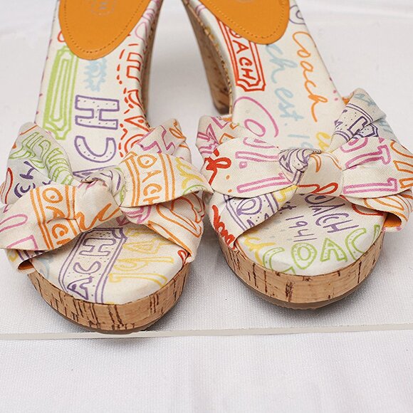 Coach Karen Graffiti Poppy Pop Size 7B NWOT - Picture 4 of 5